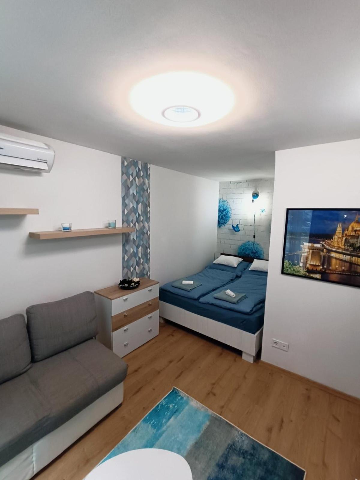 Skyblue Apartment Budapest Esterno foto