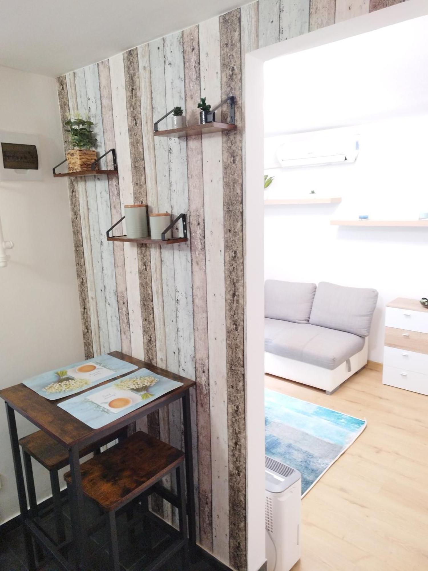 Skyblue Apartment Budapest Esterno foto